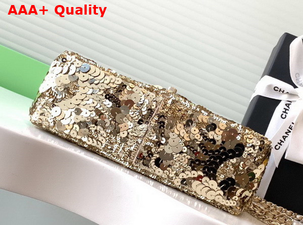 Chanel Flap Bag in Gold Sequins and Gold Tone Metal AS4561 Replica