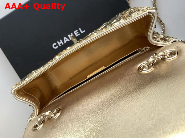 Chanel Flap Bag in Gold Sequins and Gold Tone Metal AS4561 Replica