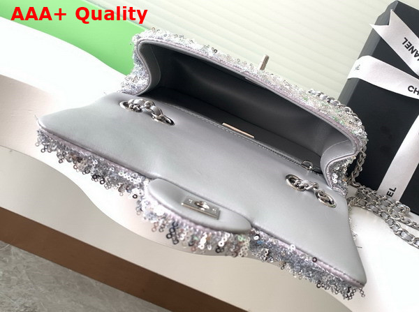 Chanel Flap Bag in Silver Fringed Sequins and Silver Tone Metal AS4561 Replica
