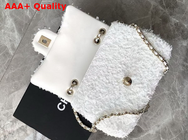 Chanel Flap Bag in White Fringed Sequins and Gold Tone Metal AS4561 Replica