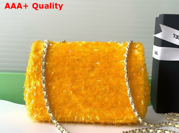 Chanel Flap Bag in Yellow Fringed Sequins and Gold Tone Metal AS4561 Replica