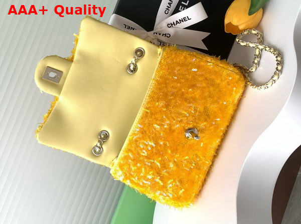 Chanel Flap Bag in Yellow Fringed Sequins and Gold Tone Metal AS4561 Replica