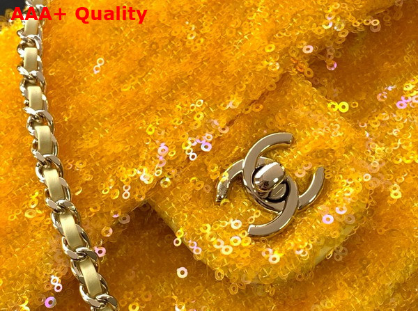 Chanel Flap Bag in Yellow Fringed Sequins and Gold Tone Metal AS4561 Replica