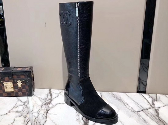Chanel High Boots in Black Crumpled Calfskin and Suede Calfskin