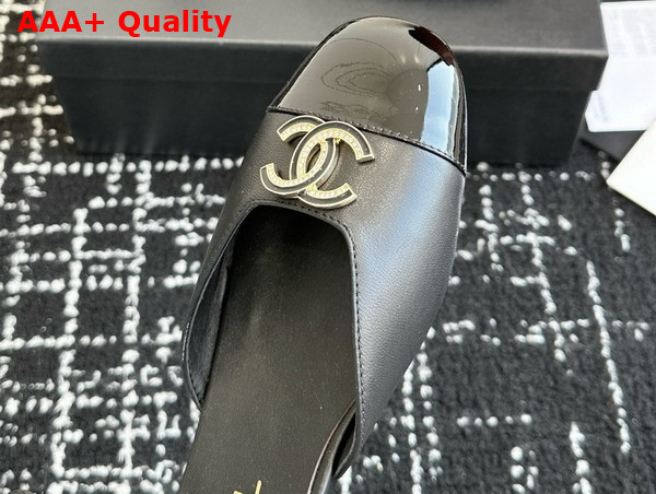 Chanel Mary Jane Pump in Black Lambskin and Patent Calfskin Replica