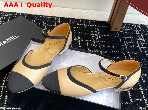 Chanel Mary Jane Pumps in Beige and Black Lambskin and Grosgrain Replica