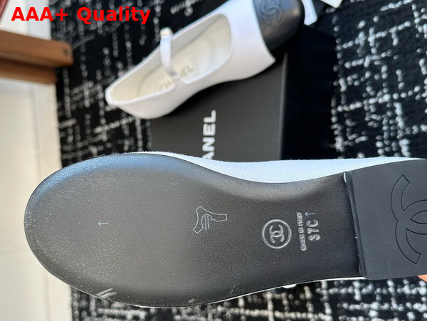 Chanel Mary Janes Cotton and Lambskin White and Black G46379 Replica