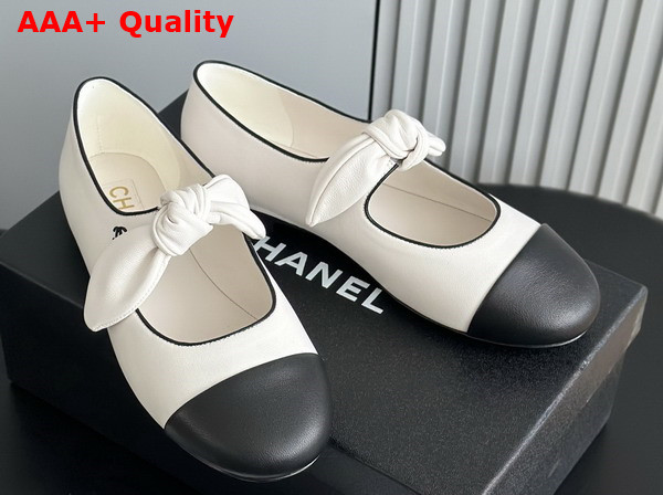 Chanel Mary Janes Lambskin White and Black G46149 Replica