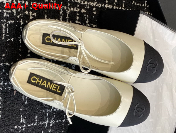 Chanel Mary Janes Lambskin and Grosgrain Ivory and Black G46324 Replica