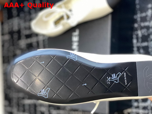 Chanel Mary Janes Lambskin and Grosgrain Ivory and Black G46324 Replica
