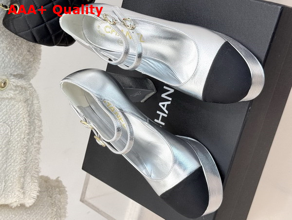 Chanel Mary Janes Laminated Lambskin and Grosgrain Silver and Black G46433 Replica