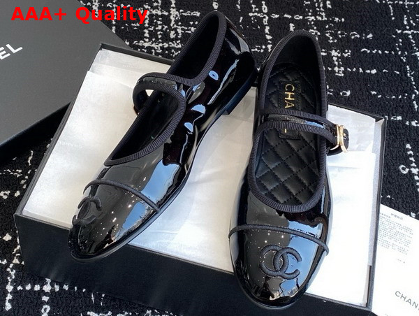 Chanel Mary Janes in Black Patent Calfskin G46467 Replica