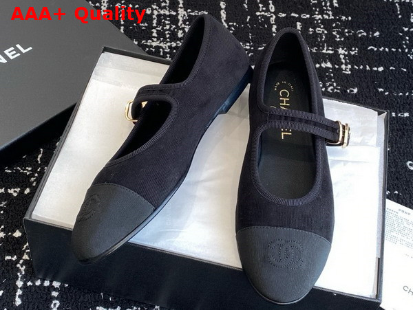 Chanel Mary Janes in White Fabric and Grosgrain G46467 Replica