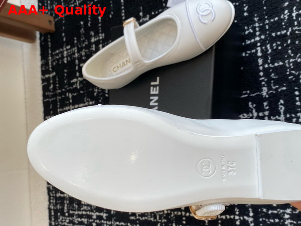 Chanel Mary Janes in White Lambskin G46467 Replica