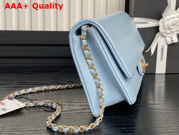 Chanel Maxi Clutch Bag in Light Blue Grained Shiny Calfskin Gold Tone Metal AS5182 Replica