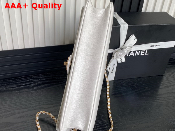 Chanel Maxi Clutch Bag in White Grained Shiny Calfskin Gold Tone Metal AS5182 Replica