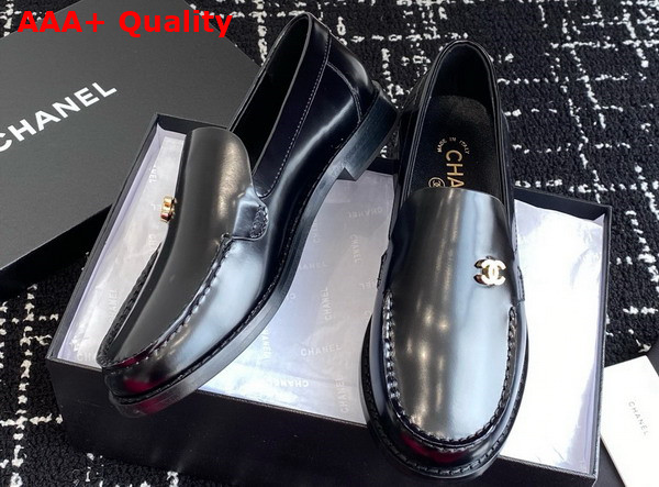 Chanel Moccasins in Black Brushed Calfskin G45615 Replica