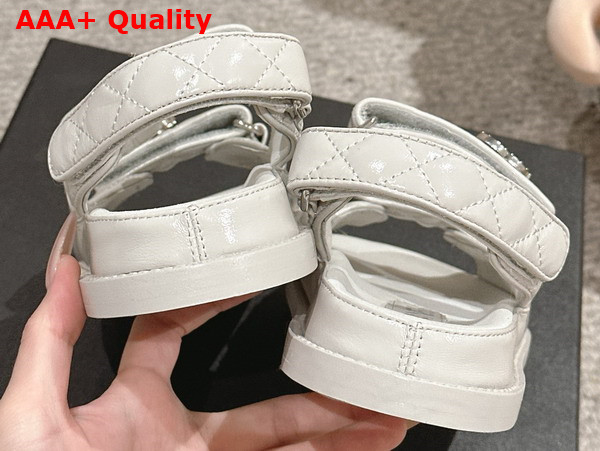 Chanel Mules in White Shiny Lambskin G45507 Replica