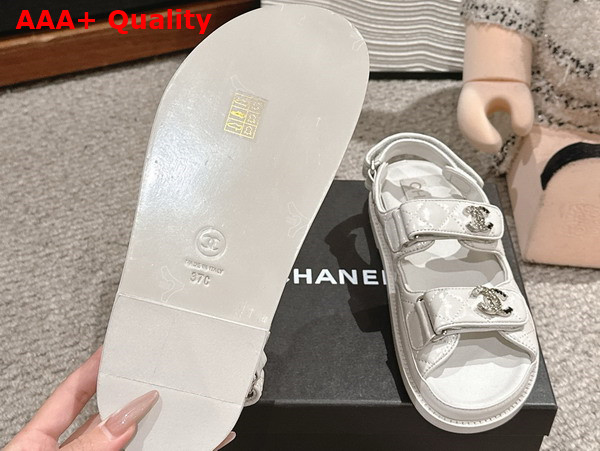 Chanel Mules in White Shiny Lambskin G45507 Replica