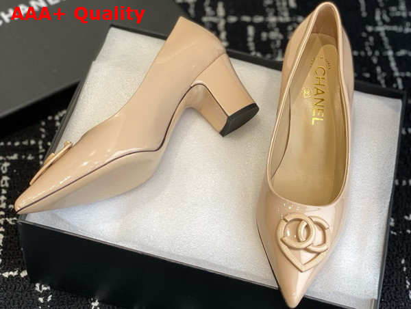 Chanel Patent Leather Pump in Beige Replica