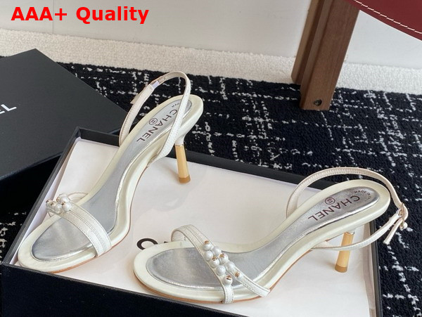 Chanel Sandal in White Crinkled Calfskin and Pearls Replica