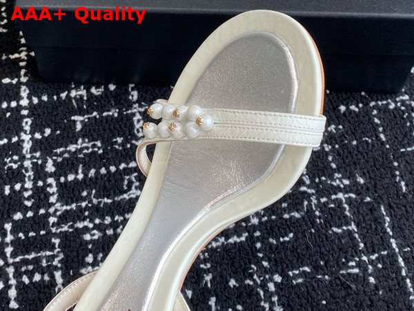 Chanel Sandal in White Crinkled Calfskin and Pearls Replica