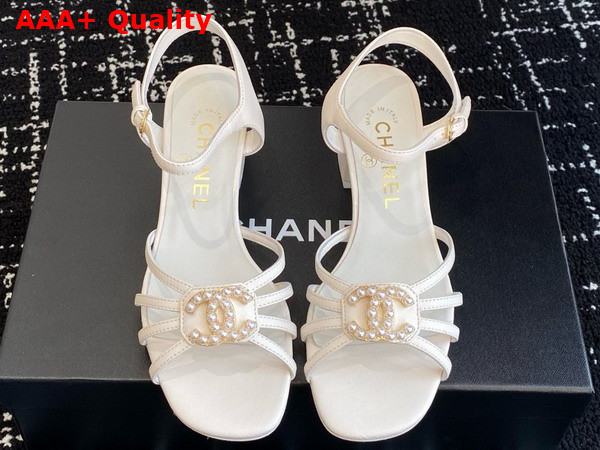Chanel Sandals in White Lambskin G46274 Replica