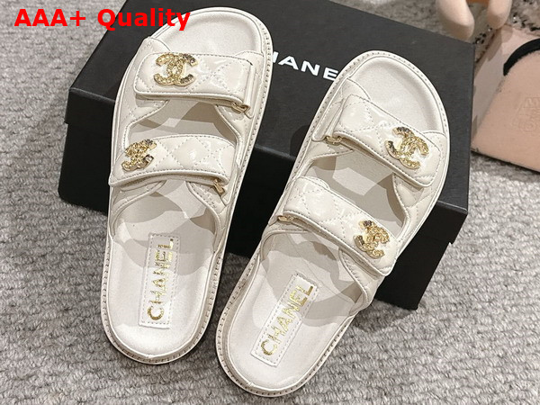 Chanel Sandals in White Shiny Lambskin G35927 Replica