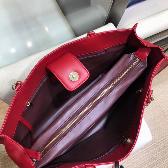 Chanel Shopping Bag in Red Soft Calfskin