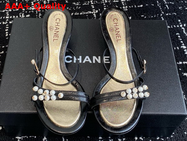 Chanel Slide Sandal in Black Crinkled Calfskin and Pearls Replica