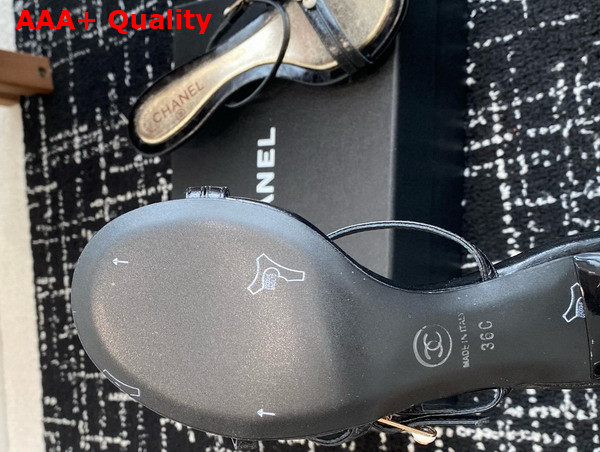 Chanel Slide Sandal in Black Crinkled Calfskin and Pearls Replica