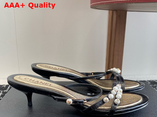 Chanel Slide Sandal in Black Crinkled Calfskin and Pearls Replica