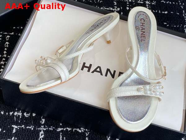 Chanel Slide Sandal in White Crinkled Calfskin and Pearls Replica