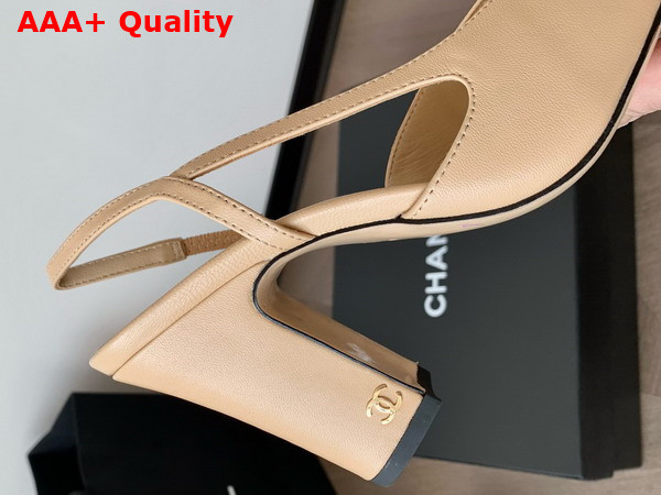 Chanel Slingback Pump in Beige and Black Lambskin and Patent Calfskin Replica