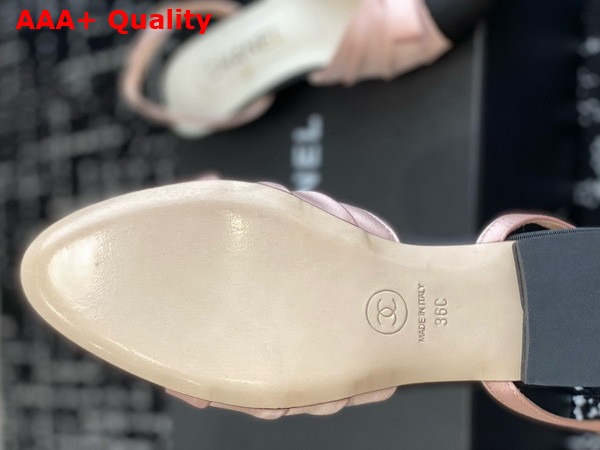 Chanel Slingback Pump in Satin and Grosgrain Light Pink and Black Replica