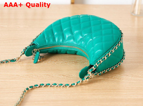 Chanel Small Hobo Bag in Green Lambskin Shiny Light Gold Metal AS3917 Replica
