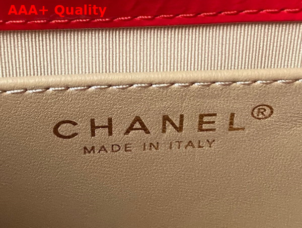 Chanel Small Hobo Handbag in Red Shiny Crumpled Calfskin Gold Tone Metal AS4323 Replica