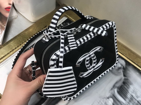 Chanel Small Vanity Case Black and White Grained Calfskin Silver Tone Metal A93342