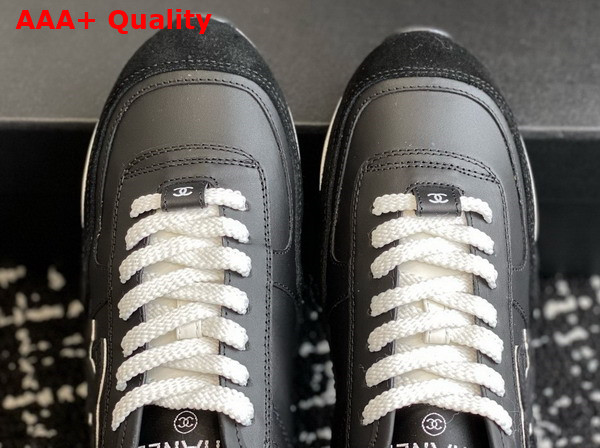 Chanel Sneakers Calfskin and Suede Calfskin Black and White G46372 Replica