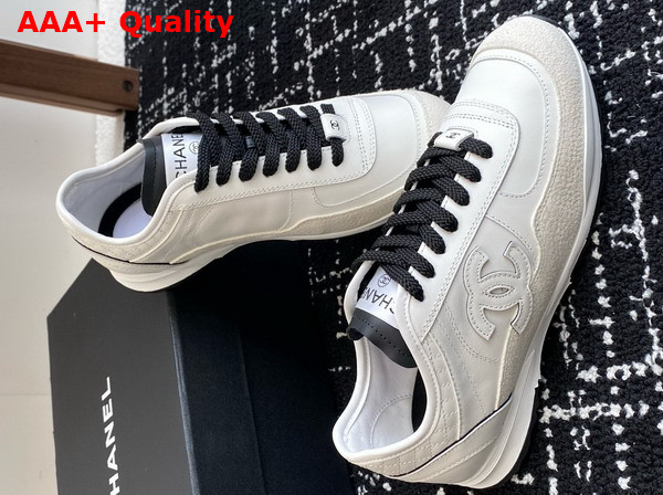 Chanel Sneakers Calfskin and Suede Calfskin White and Black G46372 Replica