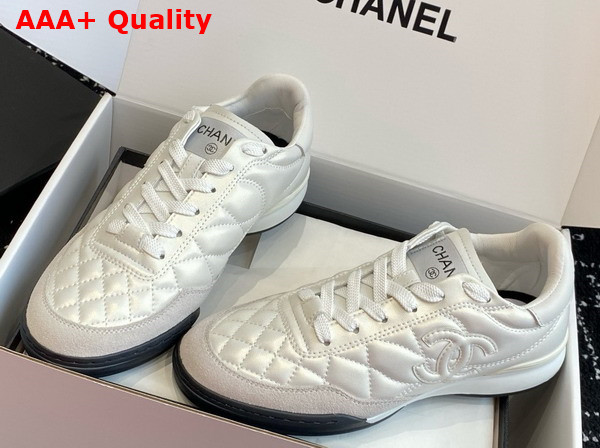 Chanel Sneakers Shiny Calfskin Calfskin and Suede Calfskin White G45839 Replica