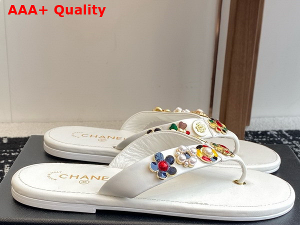 Chanel Thongs Lambskin Metal White G46304 Replica