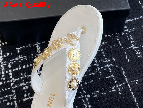 Chanel Thongs Tweed Metal White G46304 Replica