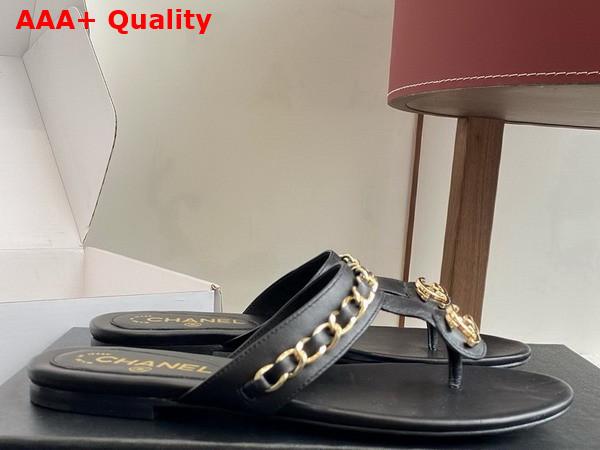 Chanel Thongs in Black Lambskin with Metal Chain Details Replica