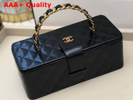 Chanel Vanity Case in Black Patent Leather Replica