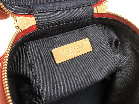 Chanel Vanity Case in Red Lambskin AS0323
