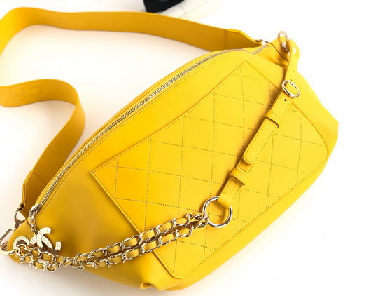 Chanel Waist Bag in Yellow Calfskin