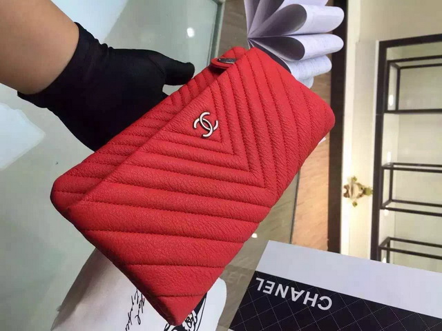 Chevron Evening Clutch Red Lambskin for Sale