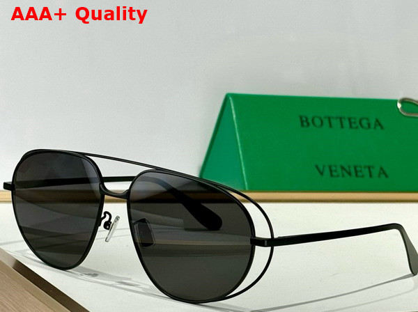 Bottega Veneta Classic Aviator Sunglasses Black Yellow Replica