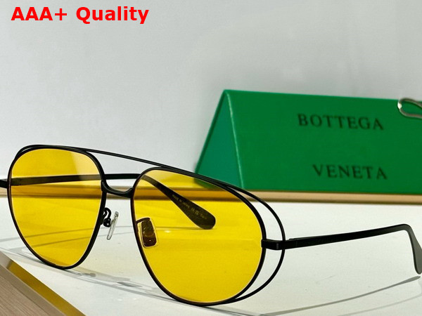 Bottega Veneta Classic Aviator Sunglasses Black Yellow Replica